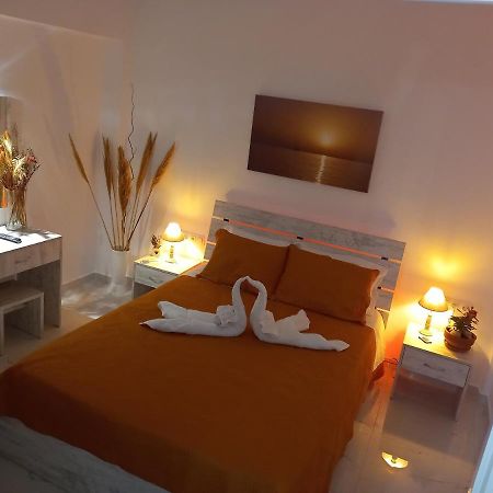 Levante Studios Αndros Ménites Exteriör bild