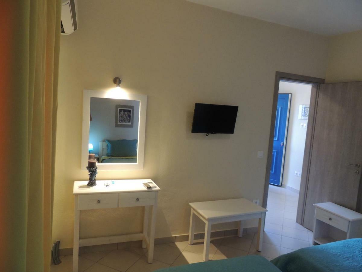Levante Studios Αndros Ménites Exteriör bild